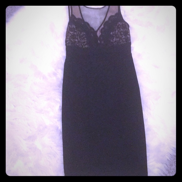 Dress - Picture 1 of 3